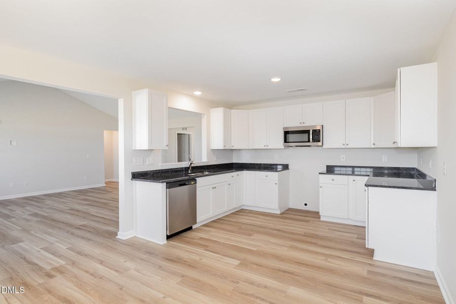 008_img_4374-edit_318