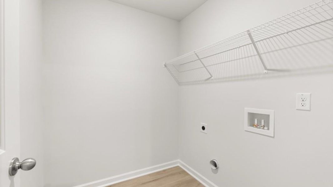 Spacious, unfurnished interior of a new home in Fairhaven, Lithia Springs (Image 26).