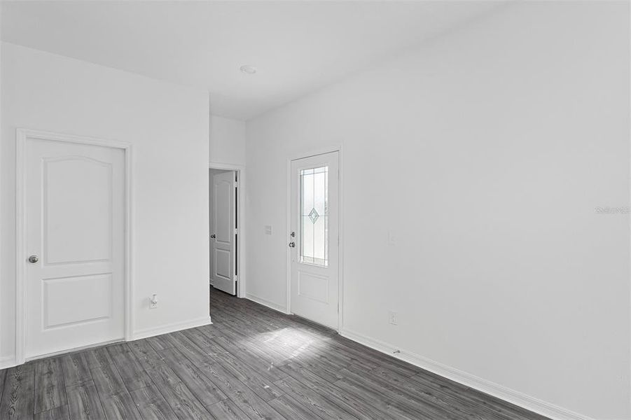 Spacious, unfurnished interior of a new home in , Poinciana (Image 12).