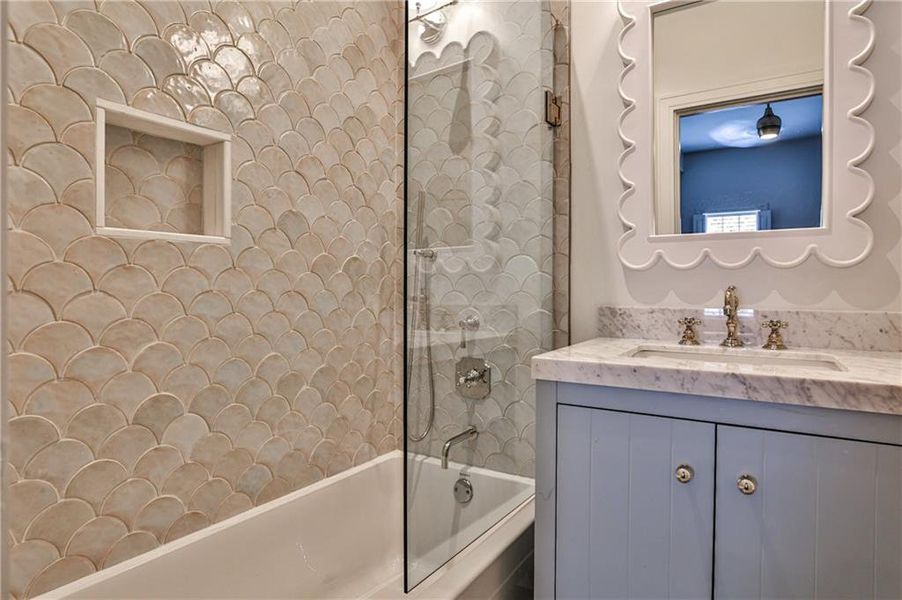 Image 55 of a home in .