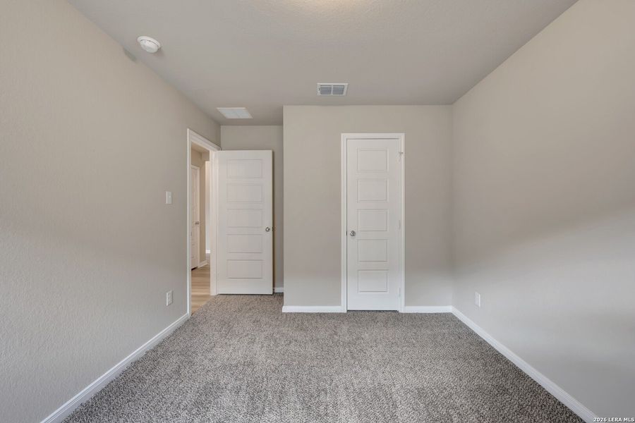 Spacious, unfurnished interior of a new home in Greenspoint Heights, Seguin (Image 47).