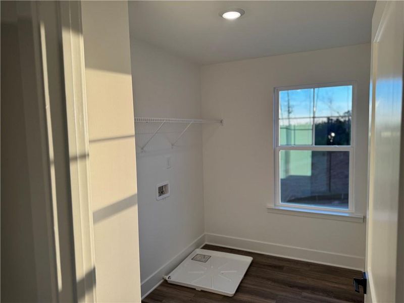 Spacious, unfurnished interior of a new home in Thunder Ridge, Dawsonville (Image 29). Spacious, unfurnished interior of a new home in Thunder Ridge, Dawsonville (Image 29).