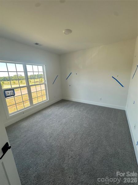 Spacious, unfurnished interior of a new home in Cardiff Glyn, Catawba (Image 21).
