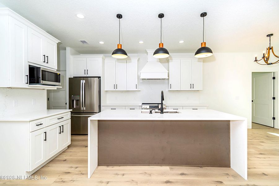 Furnished interior view inside a new home in , Macclenny (Image 9).