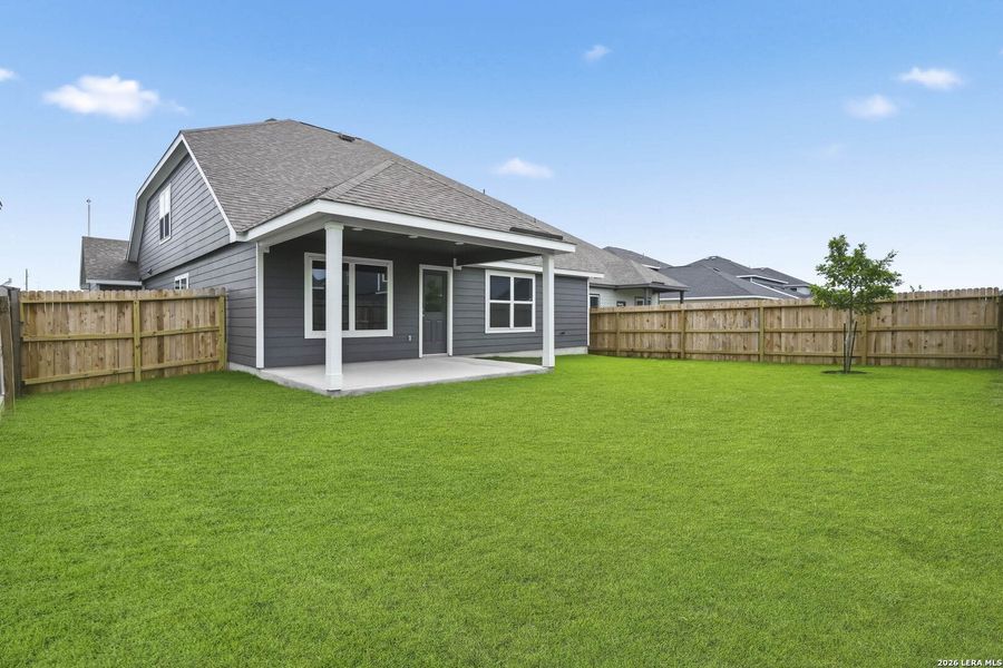 Exterior details and patio area of a home in Swenson Heights, Seguin (Image 18).