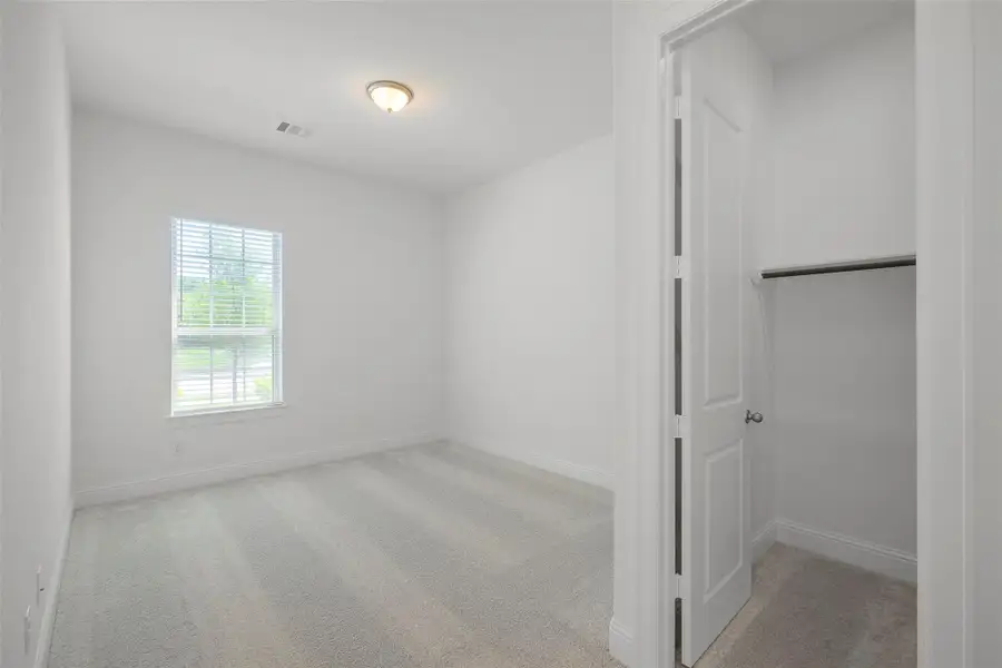 Image 6 of a home in .