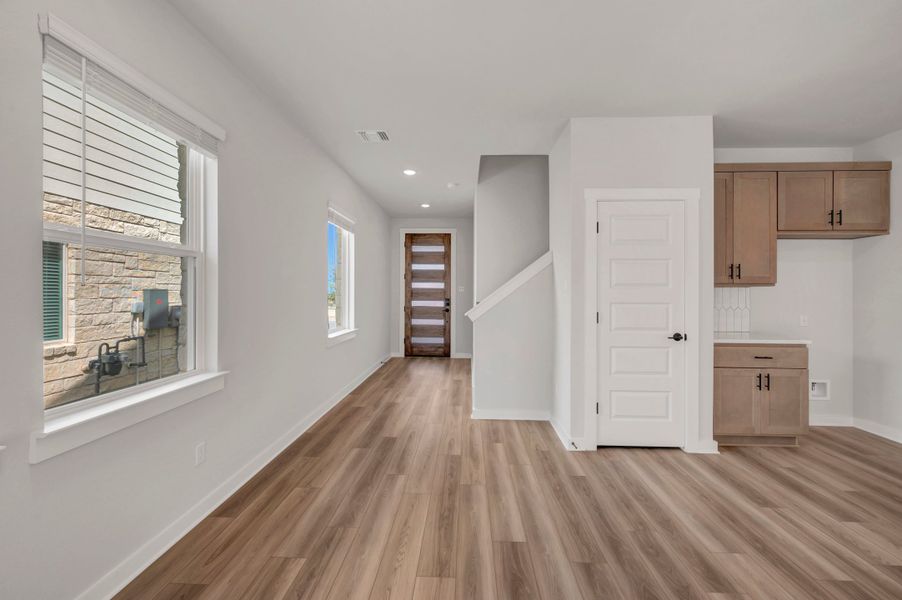 Spacious, unfurnished interior of a new home in Park Central, Georgetown (Image 19).