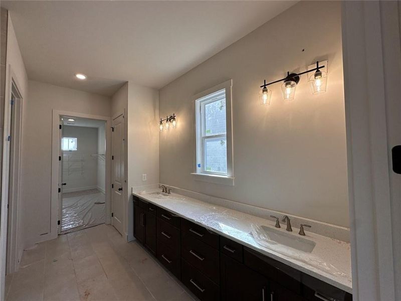 Image 21 of a home in .