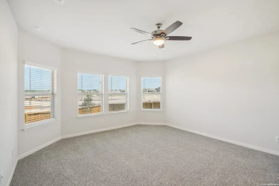 Spacious, unfurnished interior of a new home in , San Antonio (Image 15).