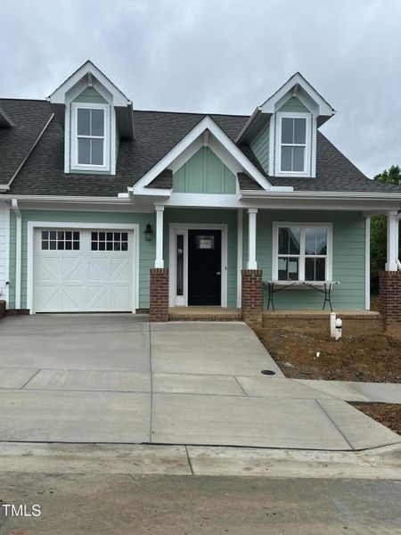 76877234418__56A154A2-EBC8-4871-992C-3B3