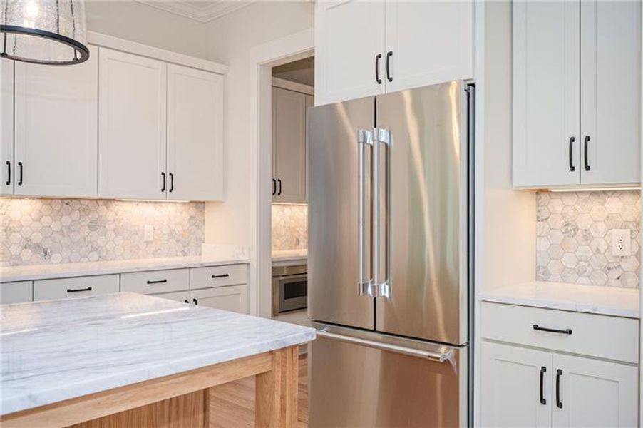 Furnished interior view inside a new home in , Monroe (Image 16).