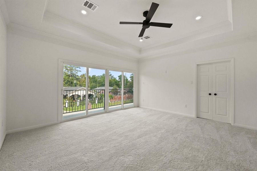 Spacious, unfurnished interior of a new home in , Houston (Image 17).