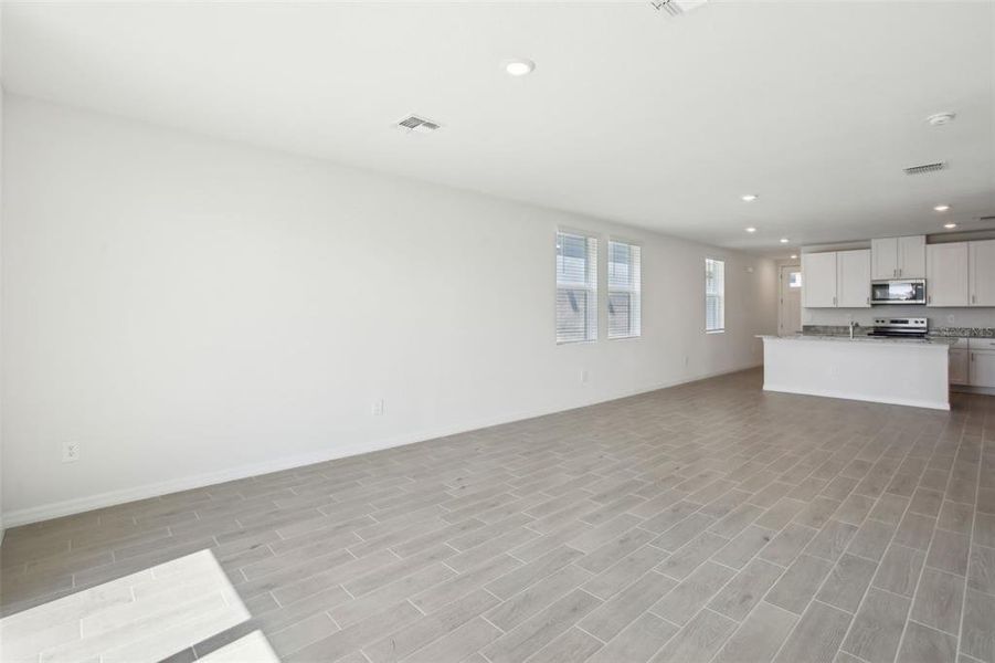 Spacious, unfurnished interior of a new home in Benton Hills - Classic Series, Brooksville (Image 13). Spacious, unfurnished interior of a new home in Benton Hills - Classic Series, Brooksville (Image 13).