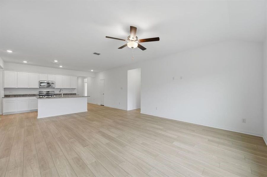 2305 Buffalo Bayou Way ~ Ready Now