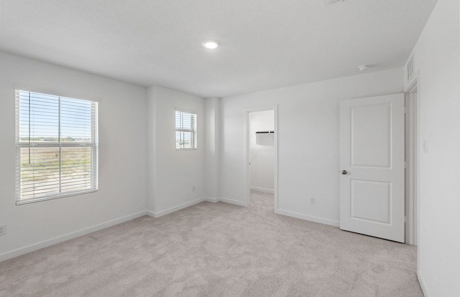 Spacious, unfurnished interior of a new home in Sunfield, Buda (Image 30). Spacious, unfurnished interior of a new home in Sunfield, Buda (Image 30).