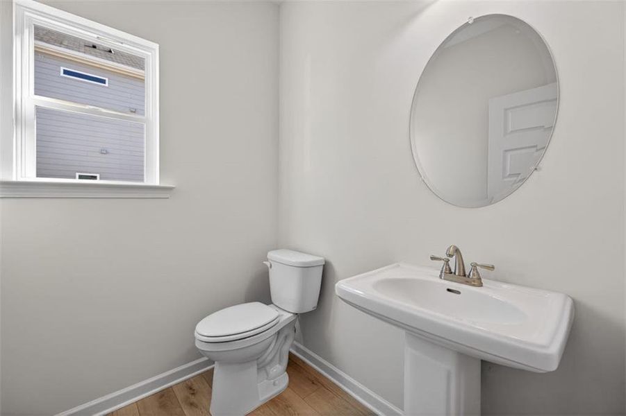 Furnished interior view inside a new home in Victoria Heights, Dallas (Image 5).