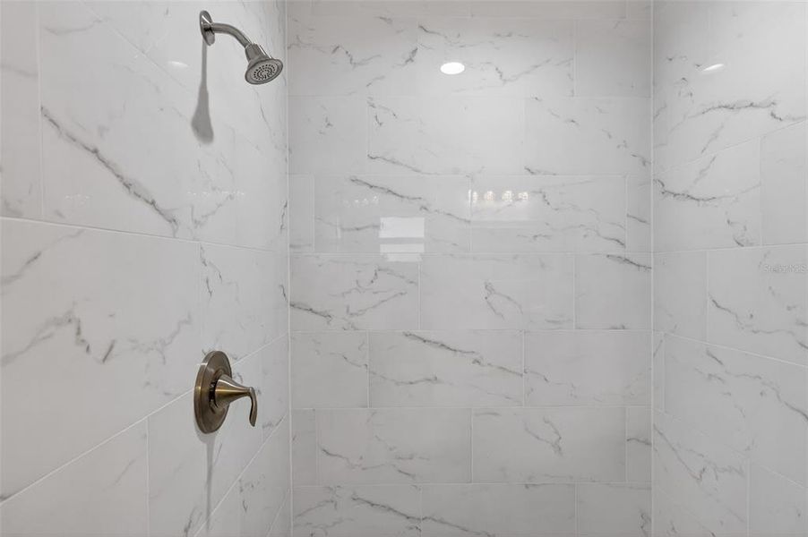 Close-up of interior finishes inside a home in , Mount Dora (Image 23).