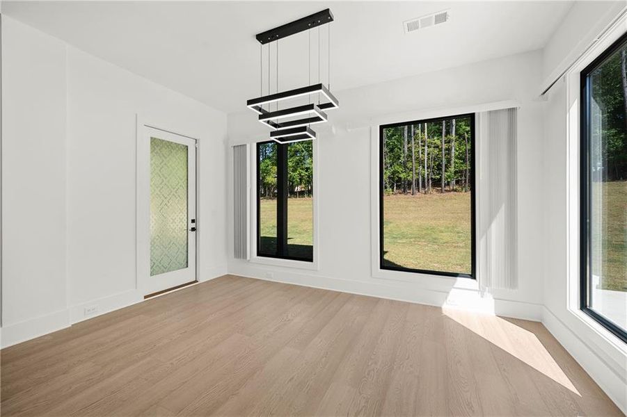 Spacious, unfurnished interior of a new home in , Sugar Hill (Image 63).