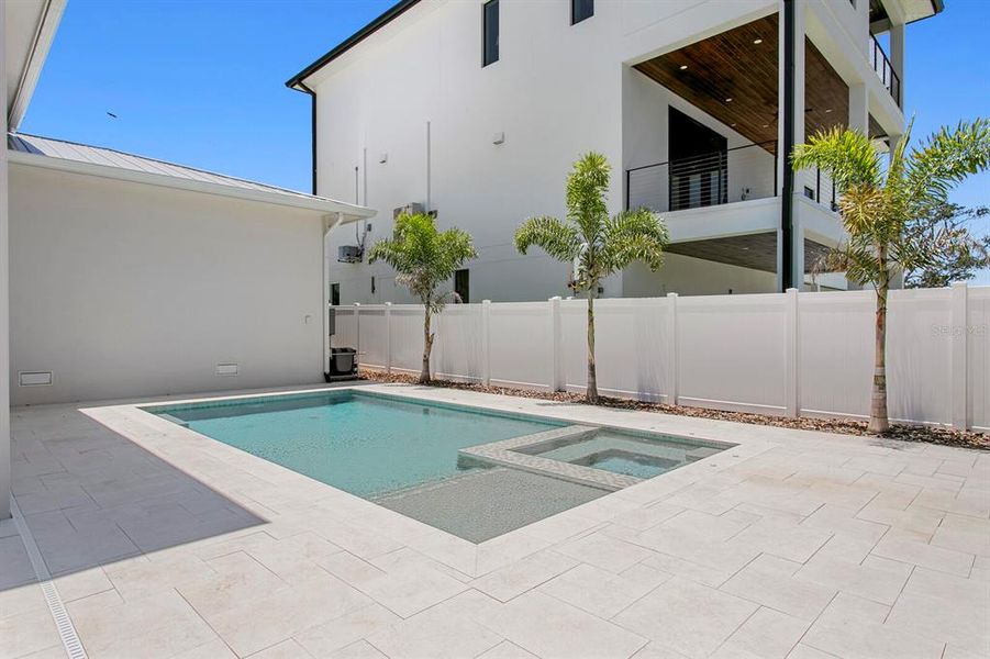 Exterior details and patio area of a home in , Tampa (Image 27).