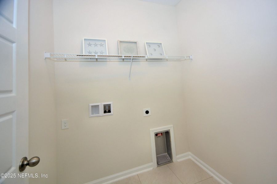 Image 36 of a home in .