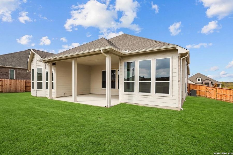 Exterior details and patio area of a home in Homestead, Schertz (Image 3).