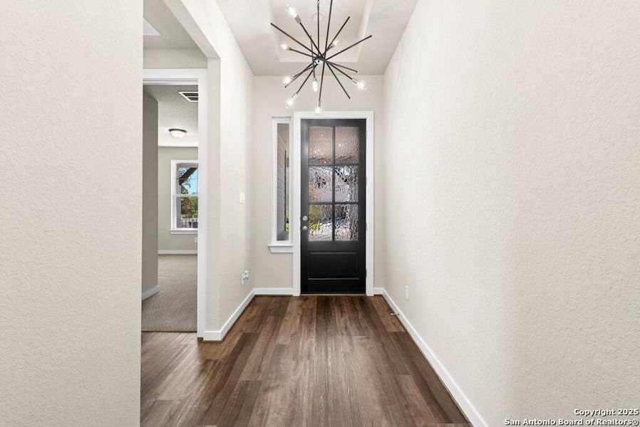 Spacious, unfurnished interior of a new home in The Crossvine, Schertz (Image 27).