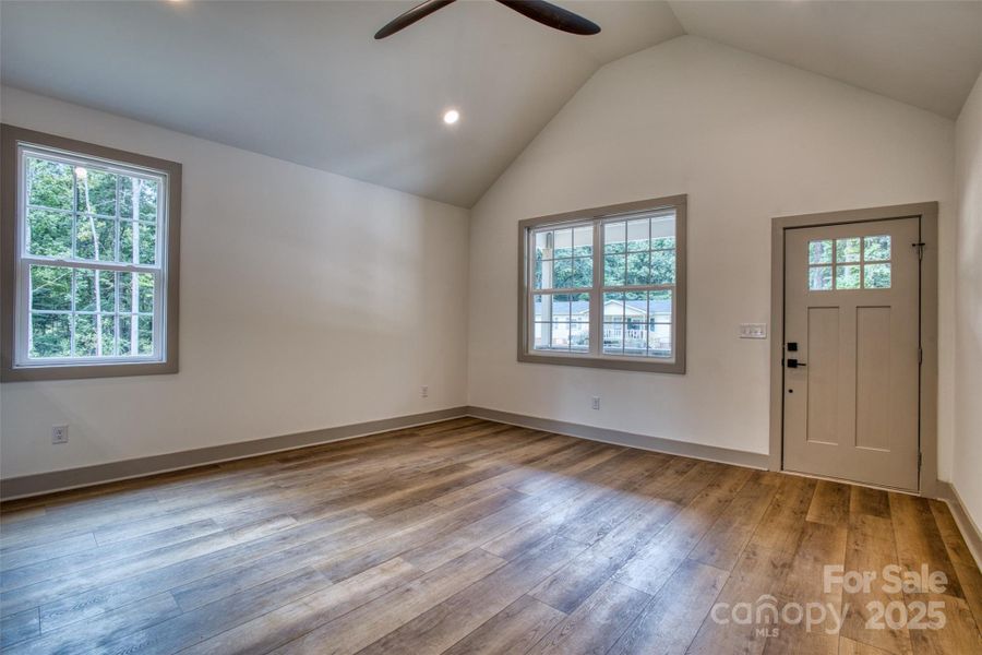 Spacious, unfurnished interior of a new home in , Fort Lawn (Image 27).