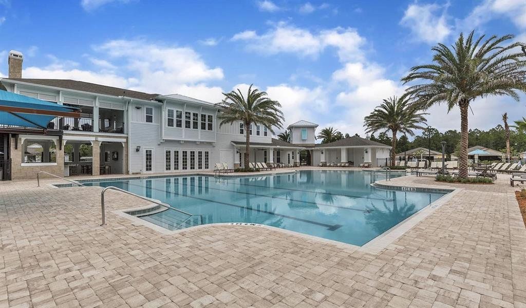 Community amenities in , Bunnell (Image 32).