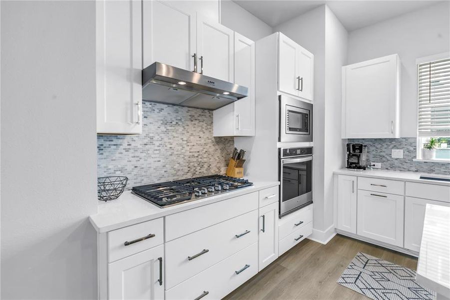 Furnished interior view inside a new home in , St. Petersburg (Image 15).