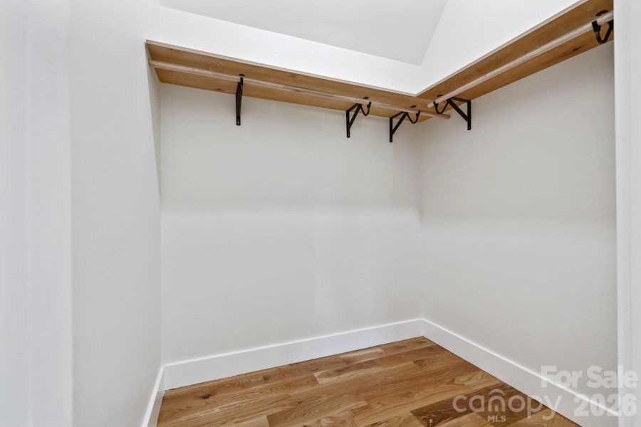 Spacious, unfurnished interior of a new home in , Hendersonville (Image 29).