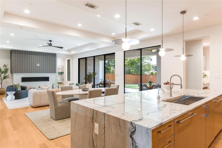 Furnished interior view inside a new home in , Dallas (Image 32). Furnished interior view inside a new home in , Dallas (Image 32).