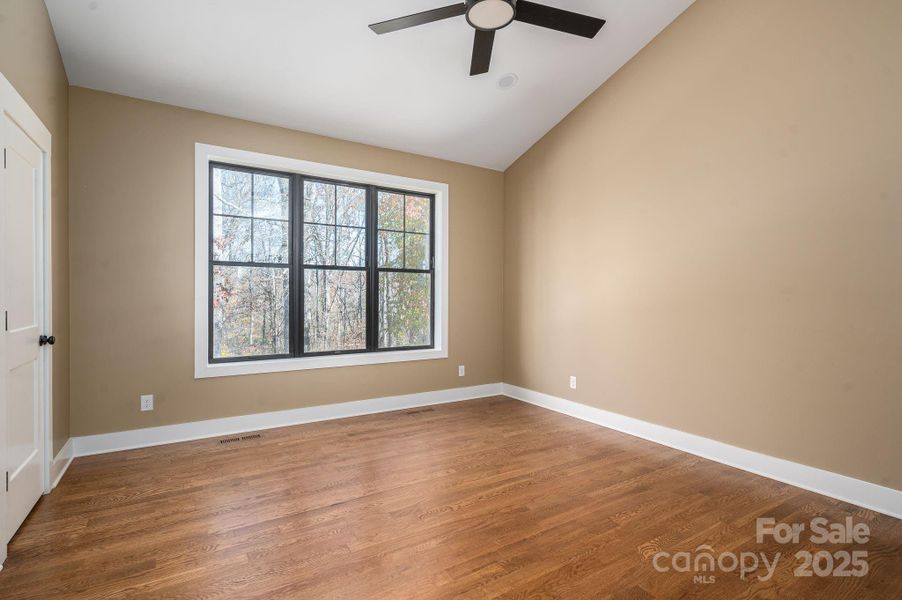 Spacious, unfurnished interior of a new home in , Maiden (Image 28).