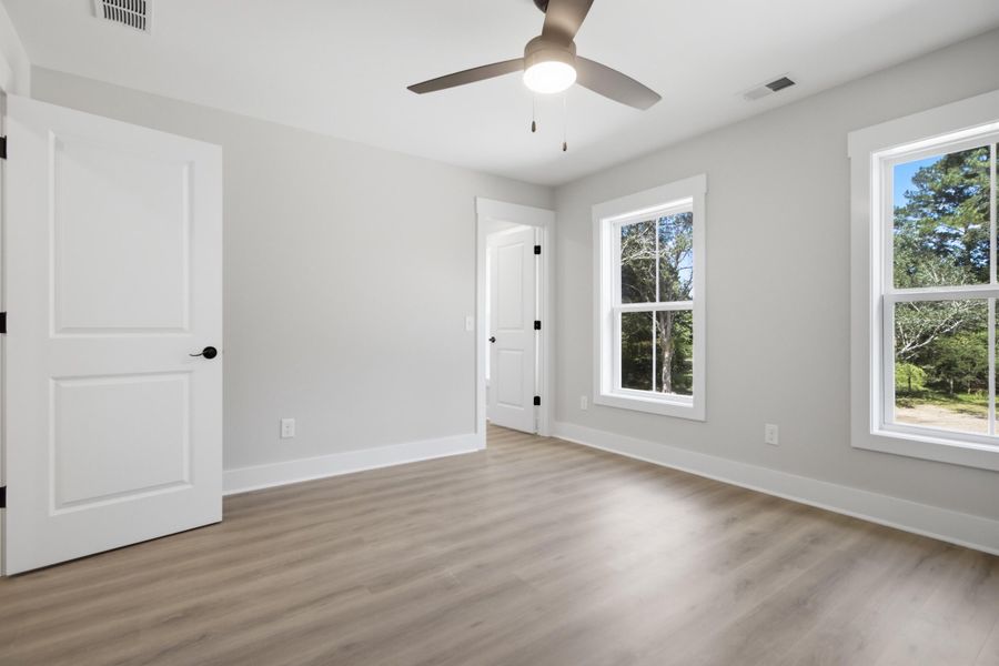 Spacious, unfurnished interior of a new home in , Meggett (Image 15).