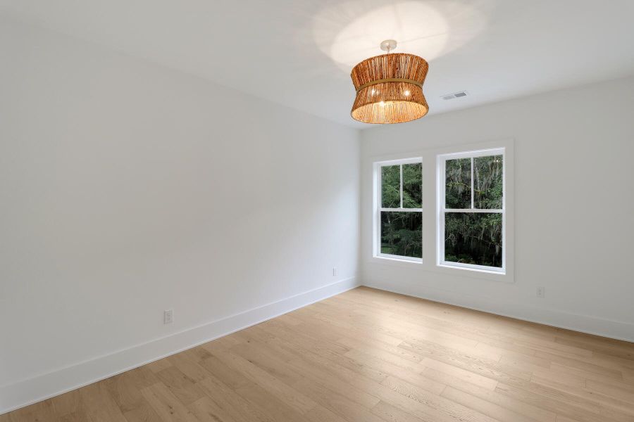 Spacious, unfurnished interior of a new home in The Preserve at Pennys Creek, Johns Island (Image 12).