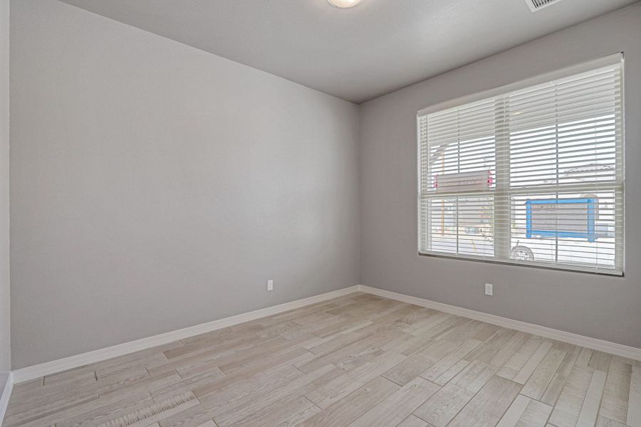 Spacious, unfurnished interior of a new home in Emerald Estates, Horizon City (Image 13). Spacious, unfurnished interior of a new home in Emerald Estates, Horizon City (Image 13).