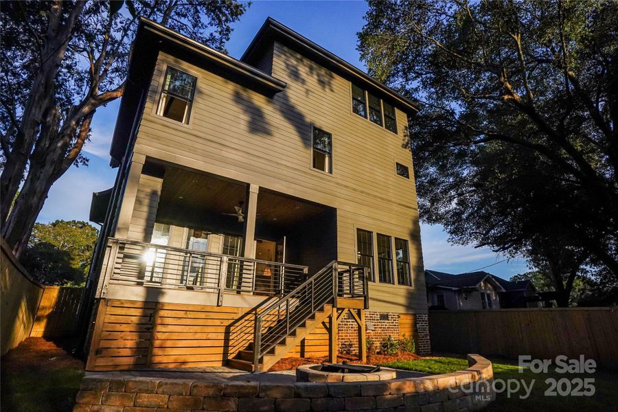 Image 28 of a home in .