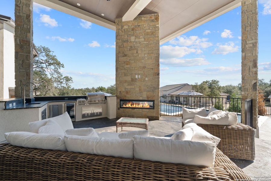 Furnished interior view inside a new home in , Bulverde (Image 30). Furnished interior view inside a new home in , Bulverde (Image 30).