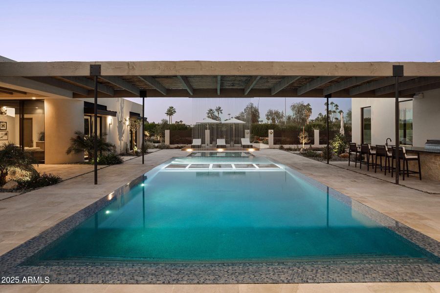 7034 E Paradise Dr 7034 E Paradise Dr