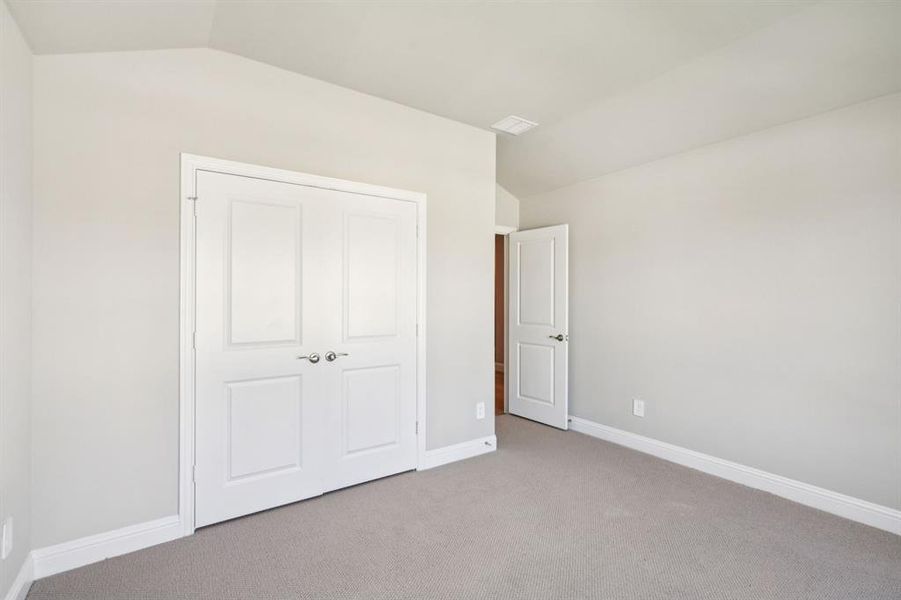 Photo is not of the actual home, but is an inspirational photo of builder’s model home and may depict options, furnishings, and/or decorator features that are not included. Photo is not of the actual home, but is an inspirational photo of builder’s model home and may depict options, furnishings, and/or decorator features that are not included.