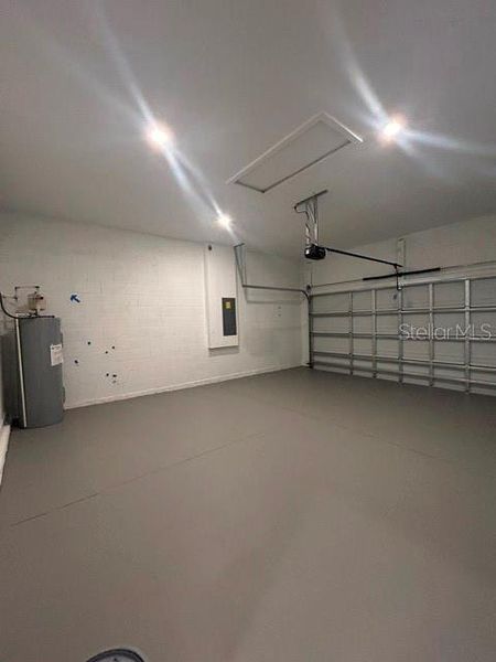 Spacious, unfurnished interior of a new home in , Citrus Springs (Image 27). Spacious, unfurnished interior of a new home in , Citrus Springs (Image 27).