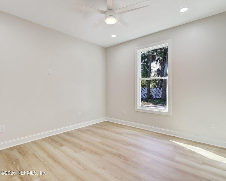 Spacious, unfurnished interior of a new home in , Jacksonville (Image 22).