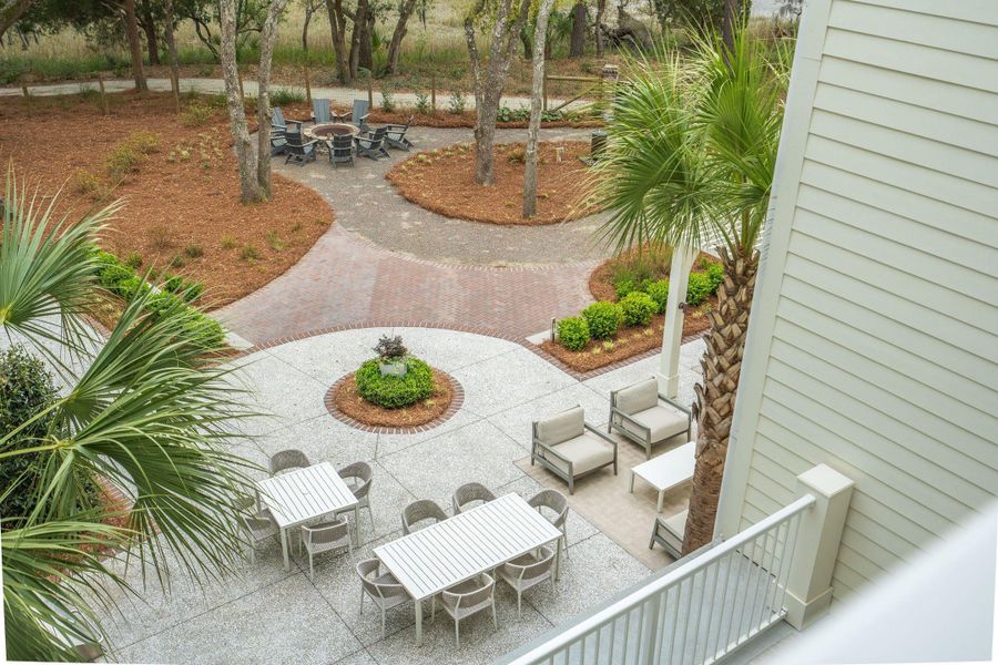Exterior details and patio area of a home in , Charleston (Image 28).