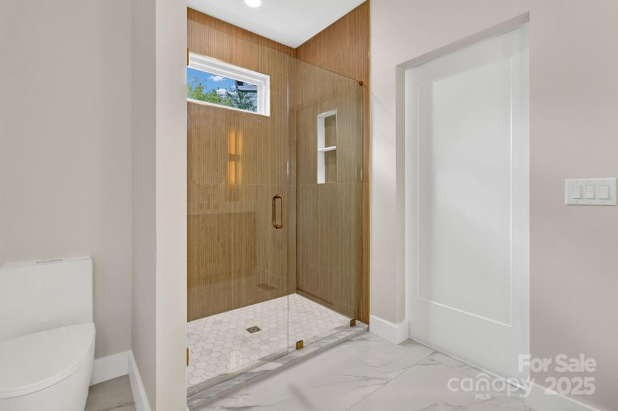 Image 39 of a home in .