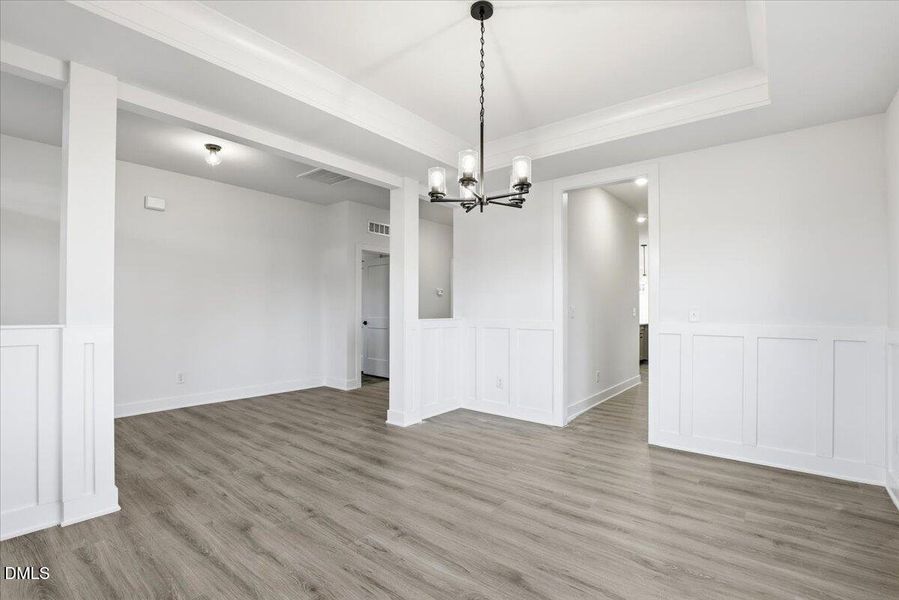 09-105 Brighton St-9