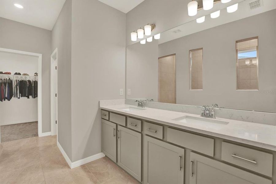 Furnished interior view inside a new home in , Land O' Lakes (Image 10).