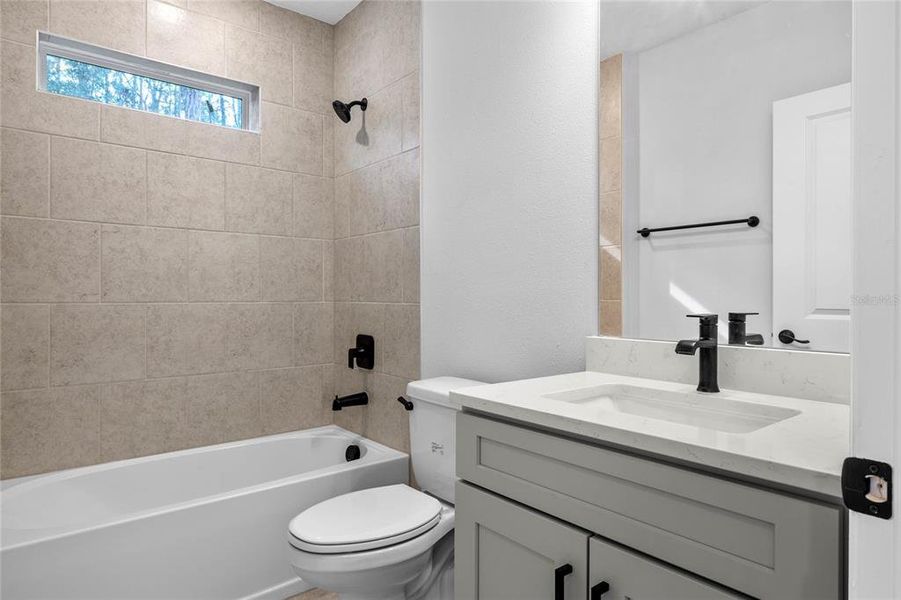 2nd Bathroom with Shower/Tub Combo