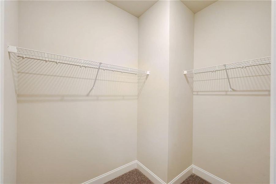 Spacious, unfurnished interior of a new home in Bailey Fence, Dacula (Image 23).