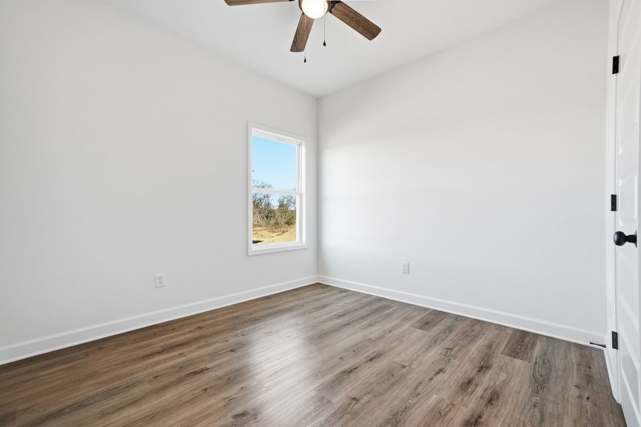 Spacious, unfurnished interior of a new home in , Crestview (Image 22).