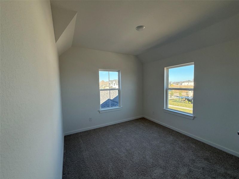 Spacious, unfurnished interior of a new home in Austin Point, Richmond (Image 10).