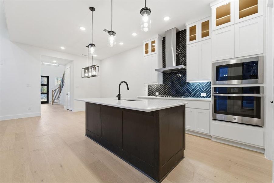 Furnished interior view inside a new home in Craig Ranch, McKinney (Image 10).